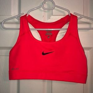 Nike pro dryfit sports bra
